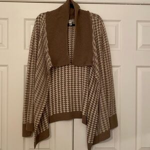 Xl Cozy Dress Barn Sweater Duster Cardigan Poncho Tan and White Fall Autumn 🍂